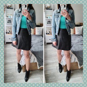 Aritzia‎ Talula Van Nuys Denim Jacket